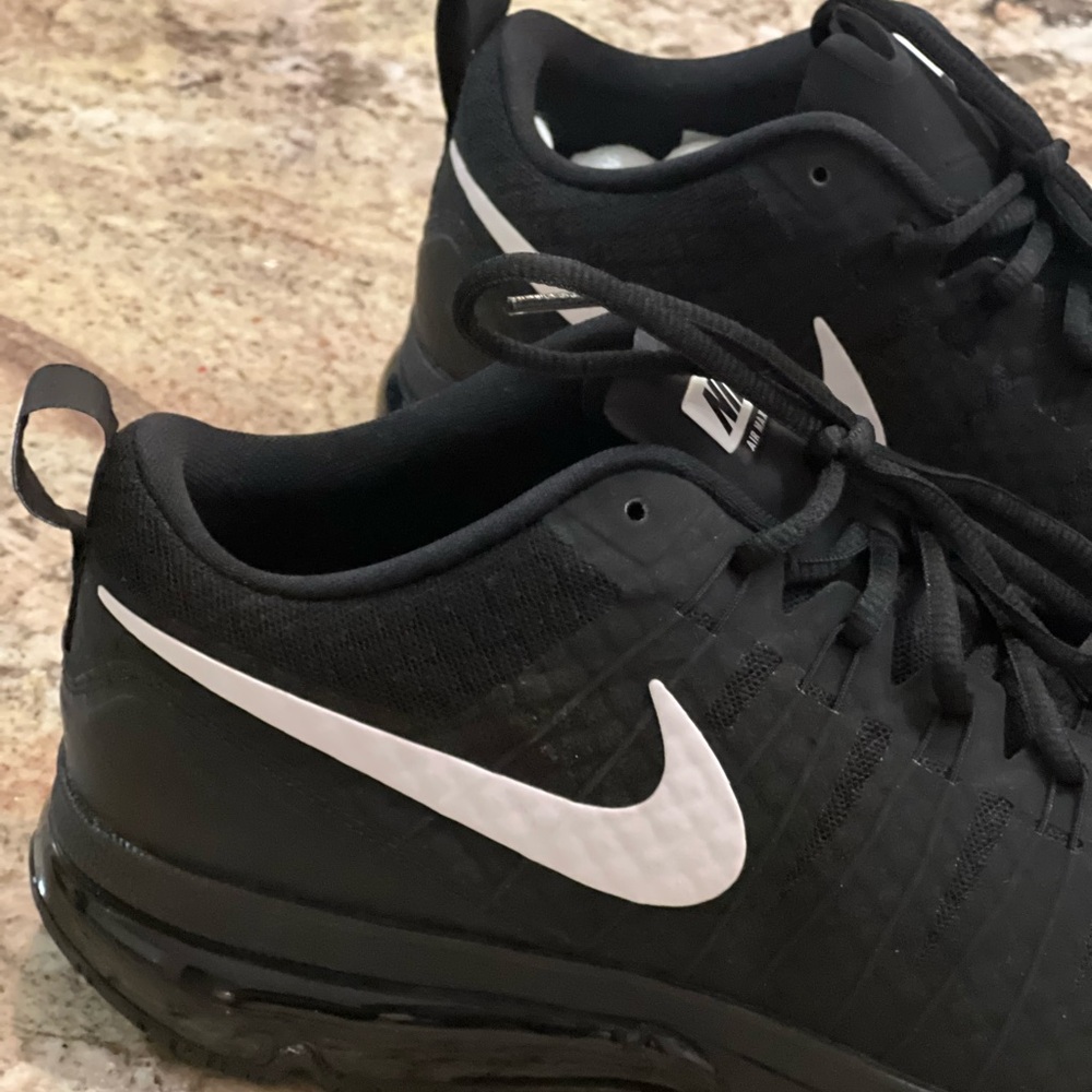 Nike Black Athletic Shoes - Picture 8 of 14